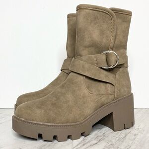 New! Dolce Vita Nola Boot